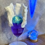 Leonids Cafe -  クリームソーダ（✨パッカーン✨）