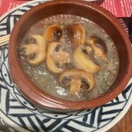 sangria - シャンピニオンのセゴビア風