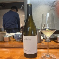 馳走西健一 - テール・ブランシュ・サンセール2022（白ワイン、フランス）
                      葡萄品種：ソーヴィニヨン・ブラン100%