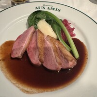 ブラッスリーオザミ 東京スカイツリータウン･ソラマチ店 - 鴨がなかなか切れずに苦戦　笑