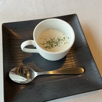 24/7 restaurant - 