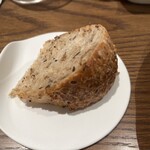 Neh.via - このパン最高　毎日店で焼いてるそうです、美味しくて2回もおかわりしちゃいました