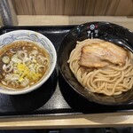 京都 麺屋たけ井 阪急梅田店 - 