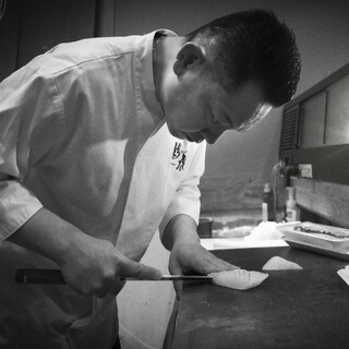 原田章裕氏…食材へのこだわりが強く！素材本来の味を引き出す。