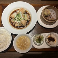 正宗広東私房菜サワダ 梅田エスト店 - 