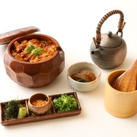 お昼の会席もご用意しております。