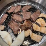 焼肉八七 - 