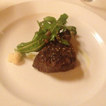 リストランテ ラ・バリック トウキョウ - メインディッシュ
      和牛ロース肉のローストレフォール添え
      