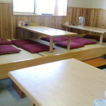 中華そば 七郎 - 小上がり