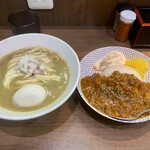 ヌードル＆スパイスカレー 今日の1番 - 朝限定セット ※カレーは(サバカレー) ※玉子は店主からのサービス(本当に感謝です！)