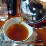 Juchheim - ☆紅茶を注ぎます注ぎます＼(~o~)／☆