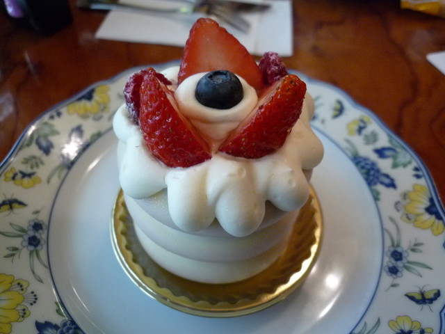 ユーハイム 本店 旧居留地 大丸前 ケーキ 食べログ