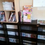 喫茶 俺ん家゛ - 新聞、雑誌、漫画がたくさん置いてあります　2014/04