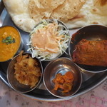 南印度ダイニング - ターリランチ（豆カレー）