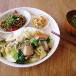 m table. - 木曜日ランチ黒森さんのご飯