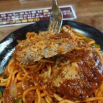 二代目 だるま 本店 - ハンバーグの断面