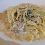 リク チカ - 豚バラ肉と長ネギのクリームソースパスタ
