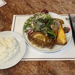 Lamp - 夢幻豚ロース厚切りソテー定食