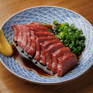 角が立つハツ刺しを九州産甘醤油で