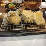 とんかつ 蒼樹 - 左:大黒本しめじフライ　右:白茄子フライ