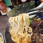 横浜らーめん寿三家 - 硬めの麺リフト