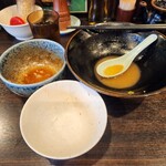 横浜らーめん寿三家 - ごち