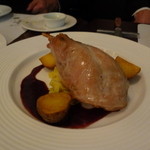 フレンチーズ - 仔うさぎモモ肉のコンフィ