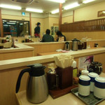 Katsuya - 夕食の時間帯ですが空いていて待つこともなく着席できました