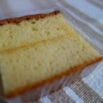 保原柏屋 - 料理写真:メイプルシロップがはさんであります。カステラ風ですがしっとりしています。