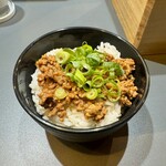 LANTAN - 料理写真:ジャージャン丼