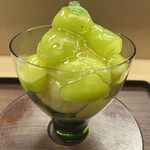 赤坂 菊乃井 - 昼懐石１５７３０円。シャインマスカットパフェ。大好物のシャインマスカットを贅沢に使ったパフェです。