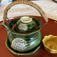 和乃八窓庵 - 椀替り きのこ土瓶蒸し