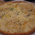 ハイファイブ - ４種チーズのトルティーヤピザ