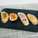 キュルノンチュエ - バケットと共に（左は別フレーバーです）