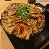 炭火焼き豚丼 豚小家 高槻店