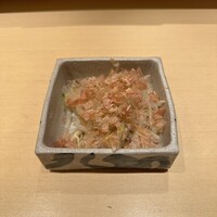 地葉 栄 - 