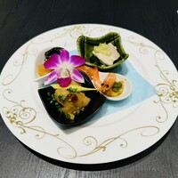 広東料理　翡翠廳 - 本日の前菜盛り合わせ