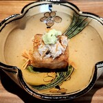 日本料理FUJI - 落花生焼き豆腐 おおまさりの落花生と浜名湖のどうまん蟹をのせて