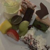 RESTAURANT DAZZLE - 