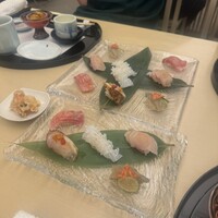 やま中・本店　鮨と日本料理　 - 