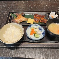 ダイナミックキッチン＆バー 響  新宿サザンタワー店 - 