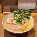 ジャパニーズ ラーメン 五感 - 