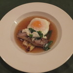 ワインレストラン ドミナス - ホワイトアスパラのスープ仕立て