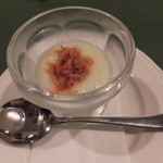 ワインレストラン ドミナス - 生桜えびのマリネと新玉ねぎのムース