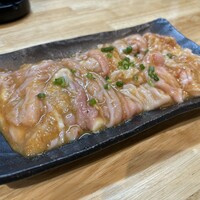 豚焼肉 グルマンズ - 左側小腸　右側大腸