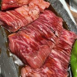 黒毛和牛とタンとハラミ 焼肉ごりちゃん - 