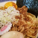 塩そば専門店 桑ばら - 手切り手揉み麺のスパイシーカレー油そば