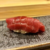 鮨処 凜 - 厚岸産本鮪赤身（やま幸仕入れ）