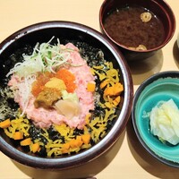 今よし - 大手町　今よし　ばくだん丼