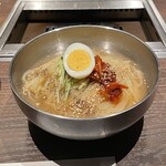 肉のひぐち直営焼肉 安福 - 冷麺 - 和風のお出汁のスープでツルシコ麺